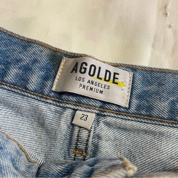 Agolde- Light Wash Mid Rise Parker Vintage Cut Off Short Size 23 Summer - Picture 3 of 5